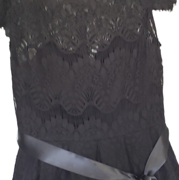 Vintage Style Midi Scalloped Lace Cap Sleeve Dress Xscape by Joanna Chen size 6 - Picture 4 of 9